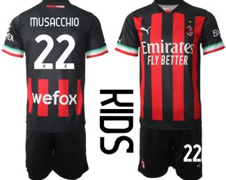 Replika Otroški nogometni dresi kompleti AC Milan Domači 2022-23 Kratek Rokav + Kratke hlače MUSACCHIO 22