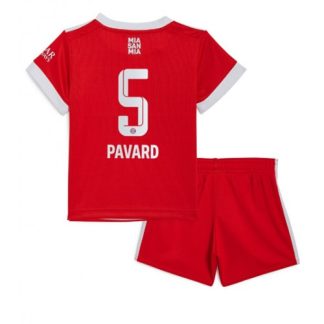 Replika Otroški nogometni dresi kompleti Bayern Munich Domači 2022-23 Kratek Rokav + Kratke hlače Benjamin Pavard 5