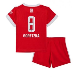 Replika Otroški nogometni dresi kompleti Bayern Munich Domači 2022-23 Kratek Rokav + Kratke hlače Leon Goretzka 8