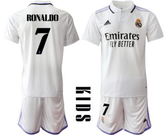 Replika Otroški nogometni dresi kompleti Real Madrid Domači 2023 Kratek Rokav + Kratke hlače RONALDO 7