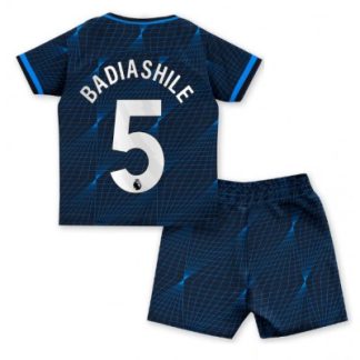 Poceni Otroški Nogometni dresi kompleti za otroke Chelsea Gostujoči 2023-2024 Benoit Badiashile 5