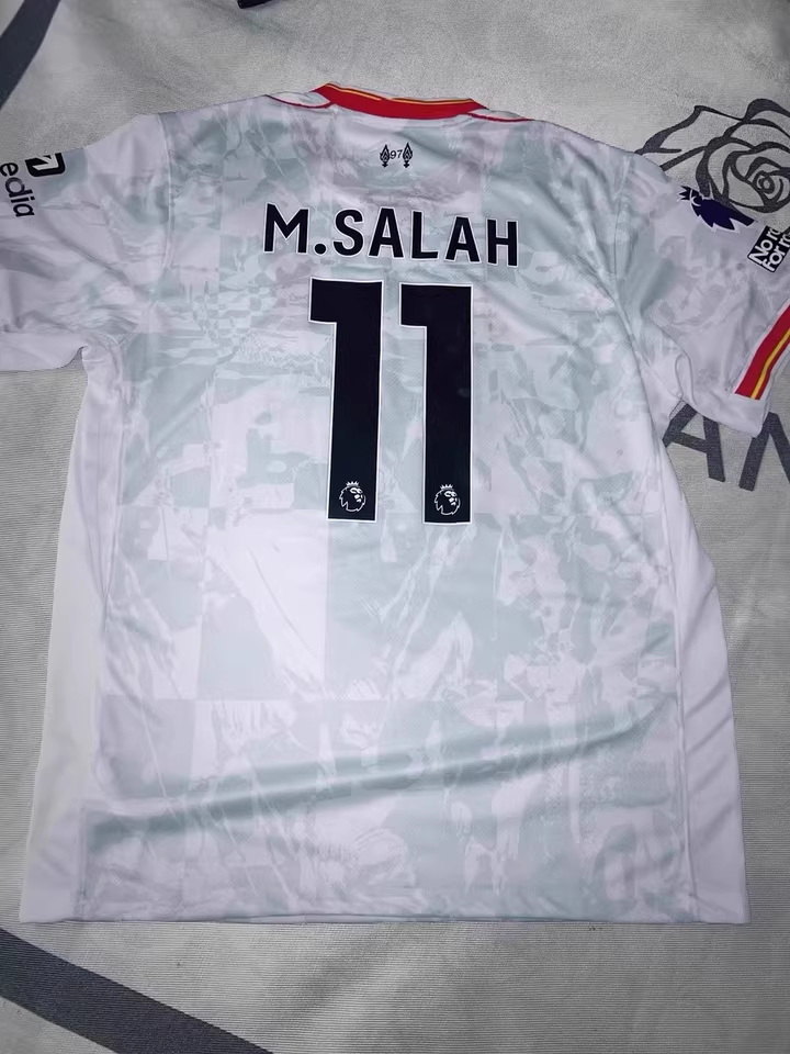 https://www.shopnogometni.com/wp-content/uploads/2025/05/Mohamed-Salah-dres.png