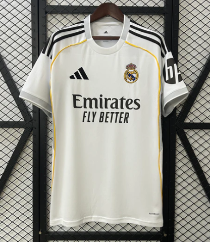Najcenejši Moški Nogometni dresi Real Madrid Domači 2025-26 Kratek Rokav