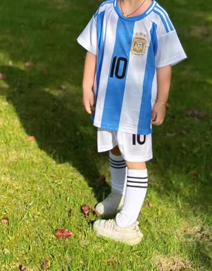 https://www.shopnogometni.com/wp-content/uploads/2025/05/dresi-Argentina.png