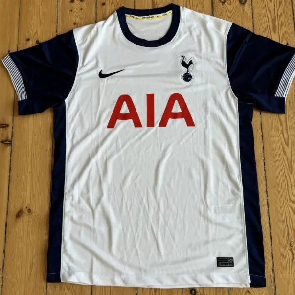 Tottenham Hotspur Domaci dresi 2025.webp