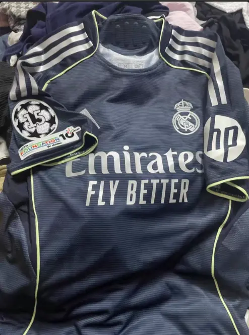 Nogometni dresi Real Madrid Gostujoci 2025-26 Moski Jude Bellingham 5.webp