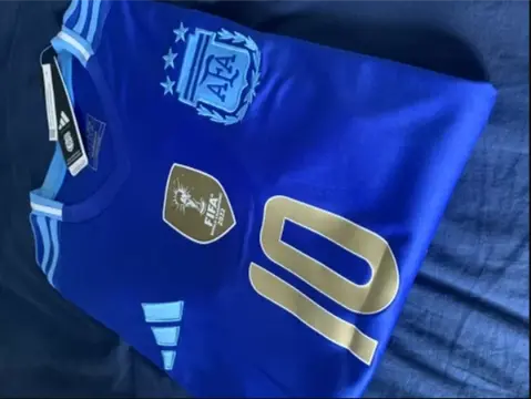 Otroski Nogometni dresi za nogomet Argentina Gostujoci Copa America 2024.webp