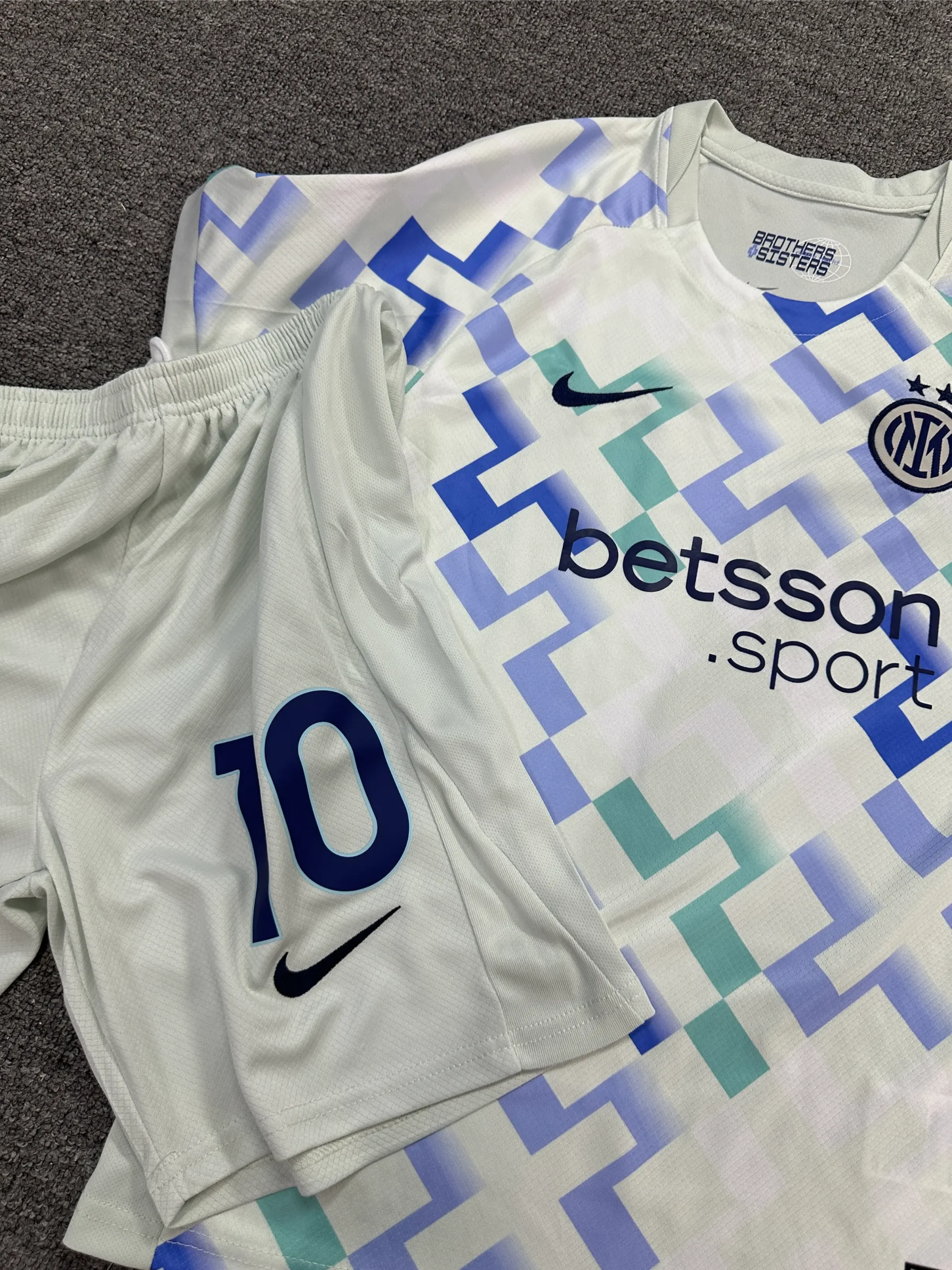 Nogometni dresi Komplet za otroke Inter Milan Gostujoci.webp