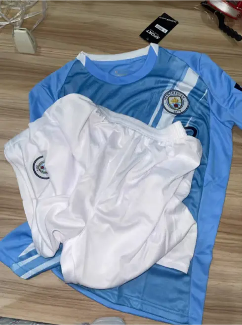 Nogometni dresi Kompleti za otroke Manchester City.webp