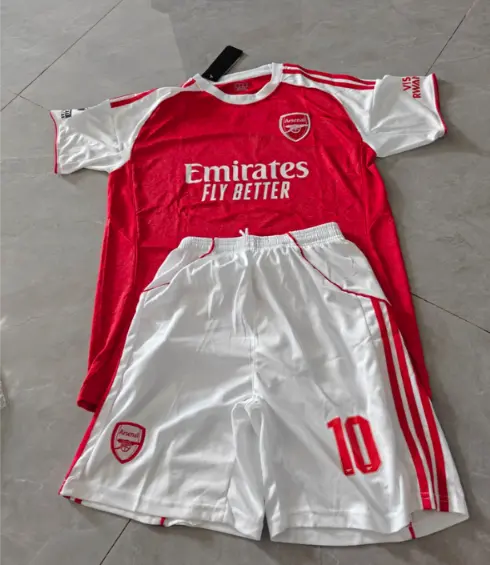 Poceni Nogometni Dresi kompleti Arsenal.webp