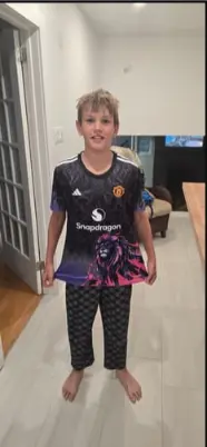 Nogometni dresi kompleti Manchester United 2025-26 Special.webp