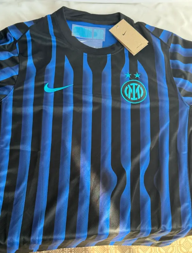 Poceni Moski Nogometni dresi Inter Milan Domaci 2025-26 z lastnim tiskom.webp