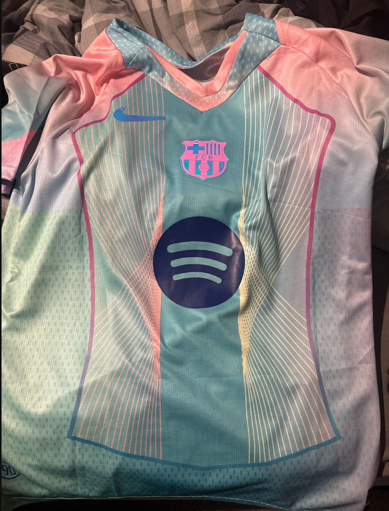 otroski Nogometni dresi Barcelona 2026.png