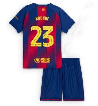 Nogometni dresi komplet FC Barcelona Domači 2025-26 Otroški Jules Kounde 23