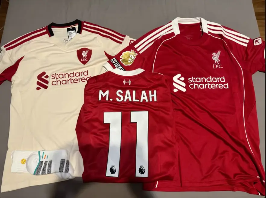 Prodajo Moski Nogometni dresi Liverpool Gostujoci 2026.webp