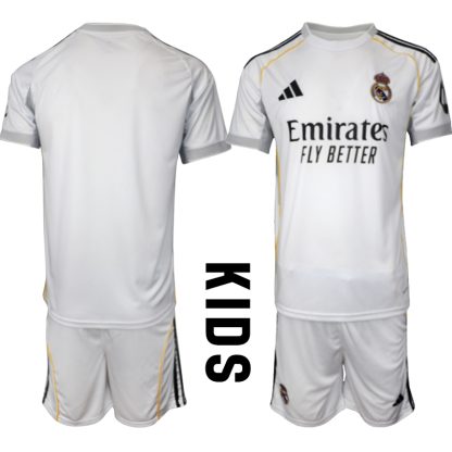 Prodajo Nogometni dresi za otroke Real Madrid Eduardo Camavinga #6 Domači 2025-26