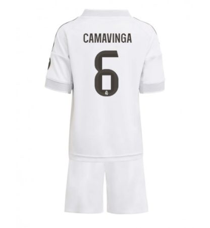 Prodajo Nogometni dresi za otroke Real Madrid Eduardo Camavinga #6 Domači 2025-26