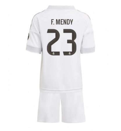 Prodajo Nogometni dresi za otroke Real Madrid Ferland Mendy #23 Domači 2025-26