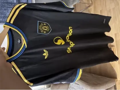 Moski Nogometni dresi Manchester United Tretji 2025 26 z lastnim tiskom.webp