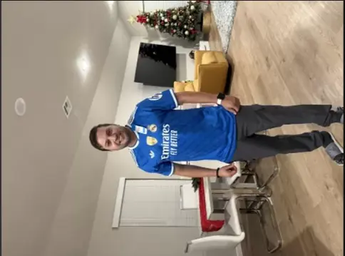 Poceni Nogometni dresi Moski kompleti Real Madrid Tretji 2025-26 modra.webp