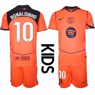 Otroški Nogometni dresi Ronaldinho #10 FC Barcelona Tretji 2025-26 oranžna