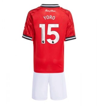 Nogometni dresi za otroke Manchester United Leny Yoro #15 Domači 2025-26