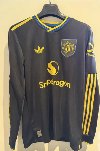 Moski Nogometni dresi Manchester United Tretji 2025 26 crna Dolgi Rokav.webp