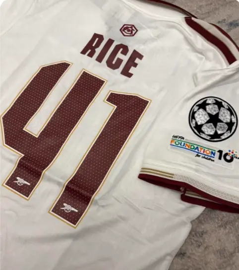 Poceni Moski Nogometni dres Arsenal Tretji 2025 26 Kratek Rokav.webp