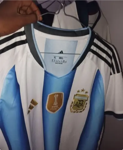 Poceni Nogometni dresi kompleti Argentina Domaci SP 2026 Moski z lastnim tiskom.webp